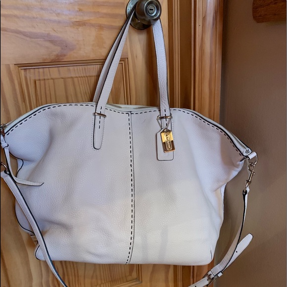Coach Handbags - Coach Purse